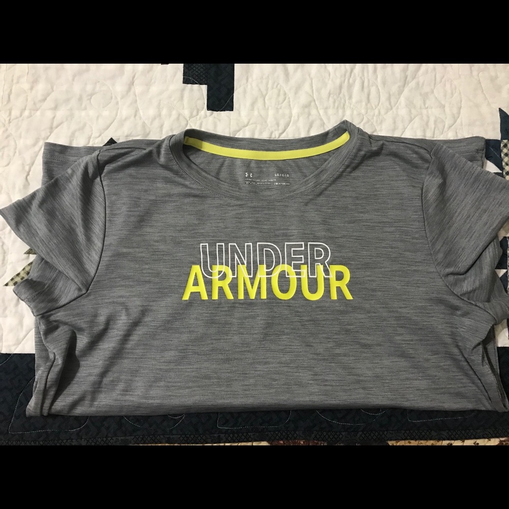 Women’s Under Armour Tee